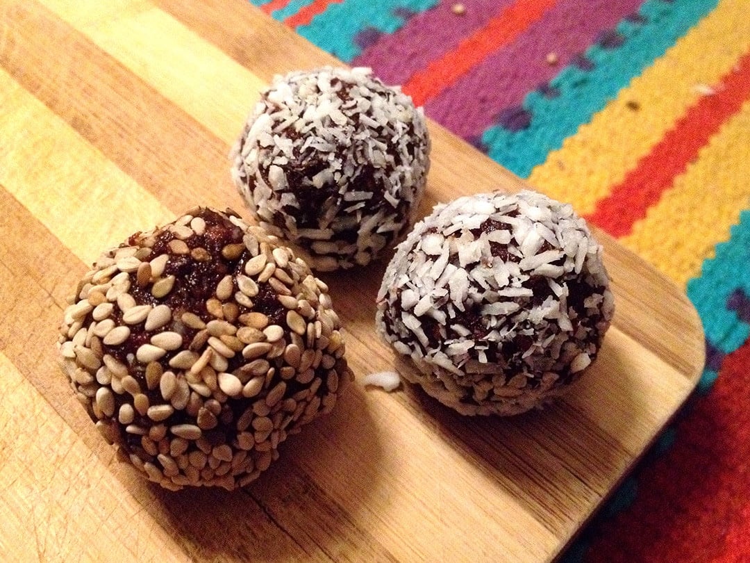 Nut and Date Balls - ProVeg United States